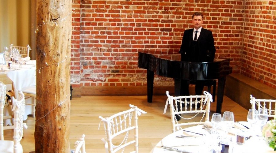 Gaynes Park Essex Wedding Pianist Phillip Keith