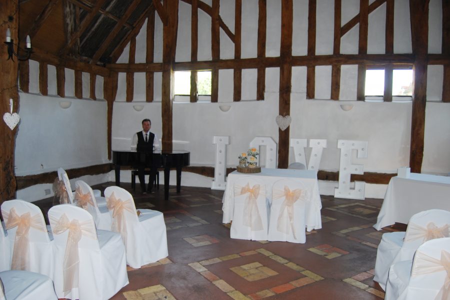 Smeetham Hall Barn Wedding Pianist Sudbury Suffolk Phillip Keith Wedding Pianist